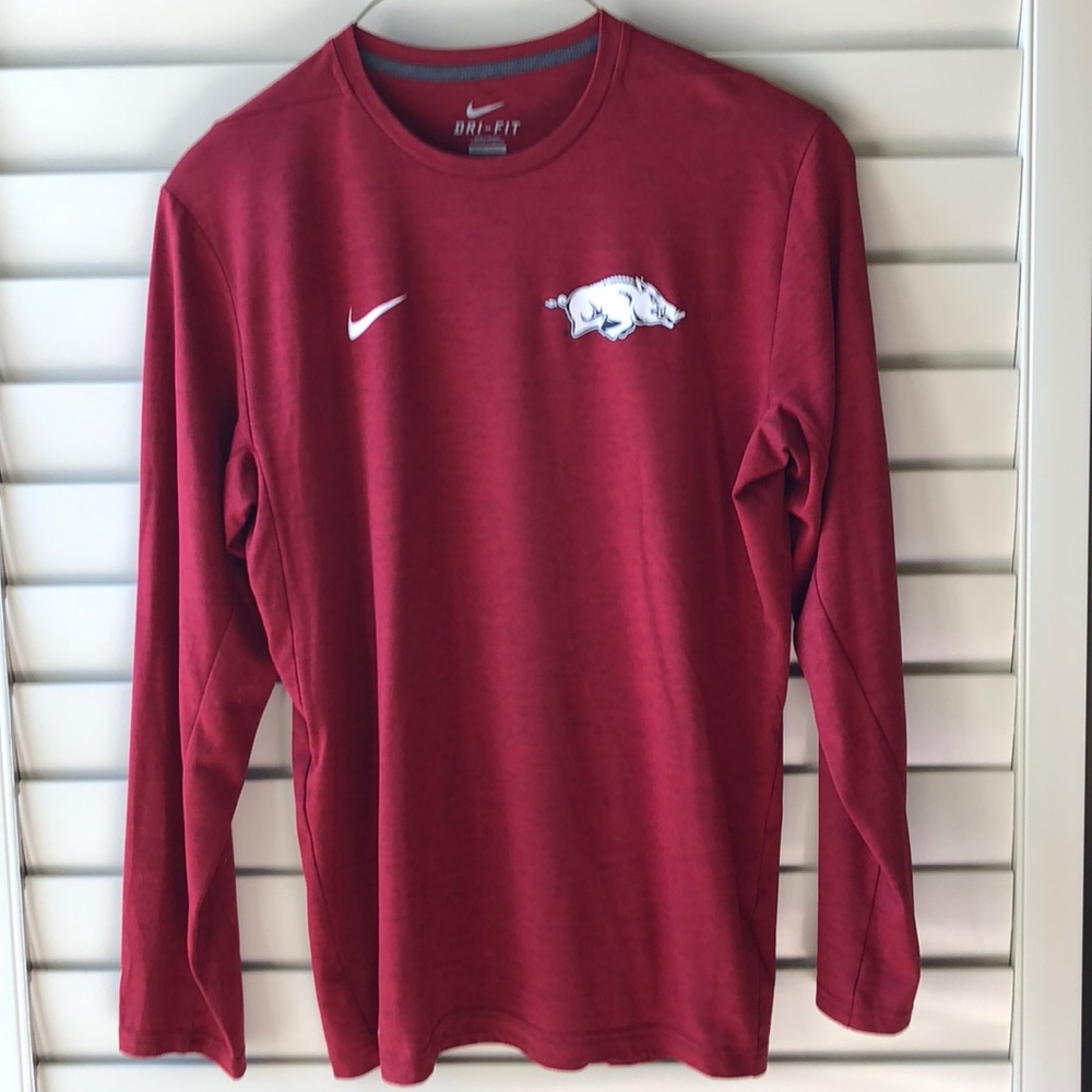 Nike university of Arkansas tshirt